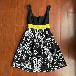 Black and White‎ Floral BCX Dress